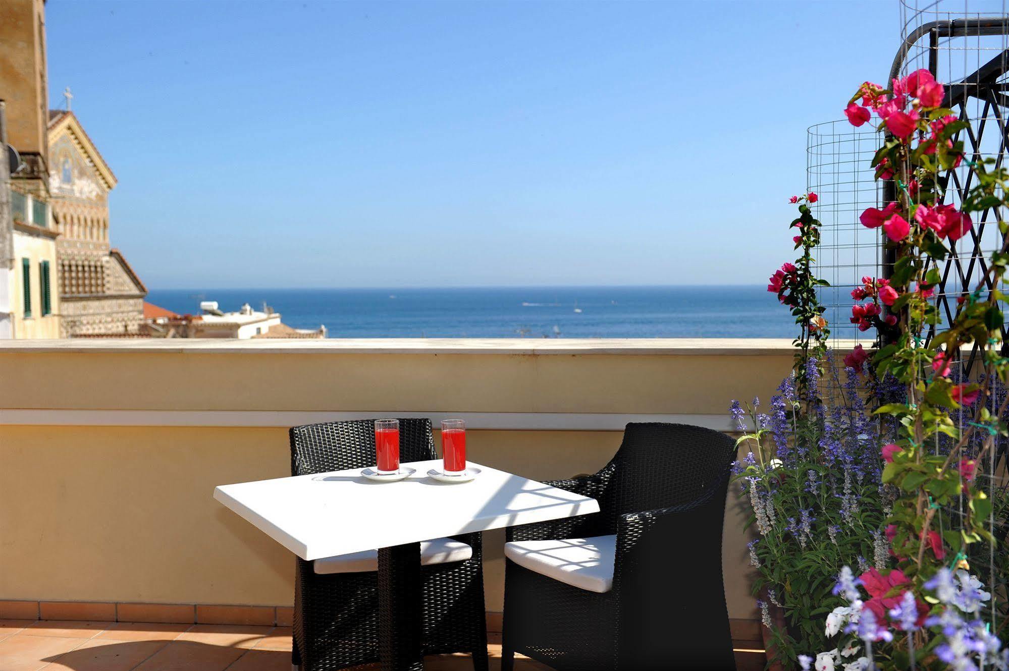 Albergo L'Antico Convitto Amalfi Dış mekan fotoğraf